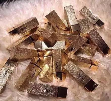 除了彩妆还有什么化妆品好用,ysl必买彩妆单品有哪些