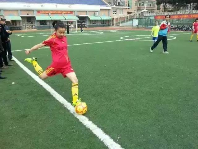 练好童子功,练好足球基本功