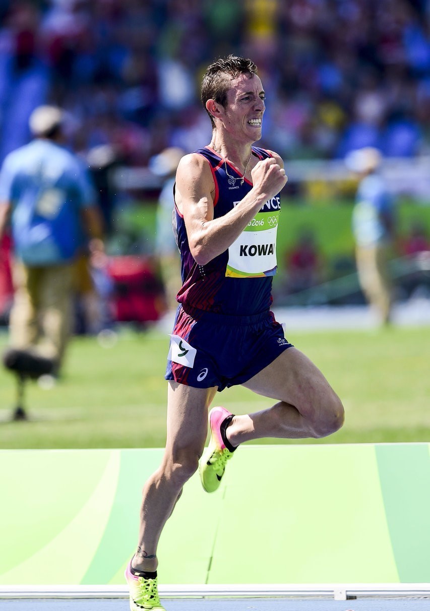 马拉松为什么有撞墙期呢,马拉松比赛撞墙