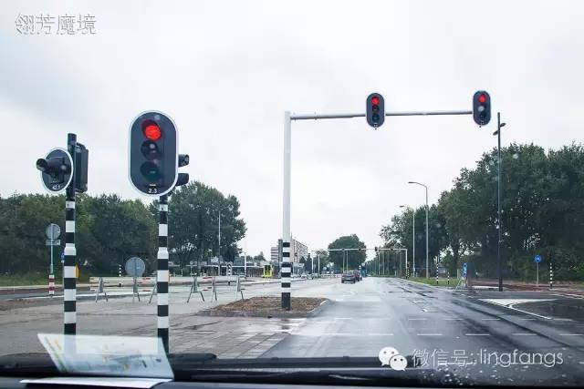 终于，我在荷兰被罚了1500人民币