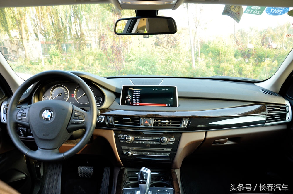 气缸数并不代表尊严试驾BMWX528i