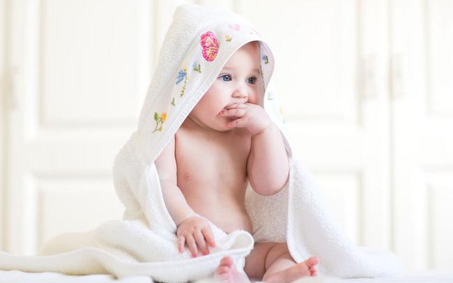 秋冬季如何给宝宝选纸尿裤,纸尿裤秋冬怎么选