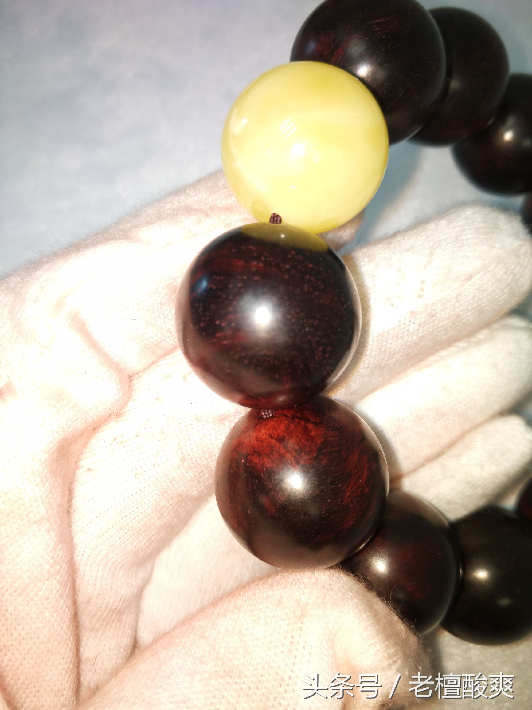 小叶紫檀手串2016年走向,小叶紫檀手串如何选择才不会吃亏