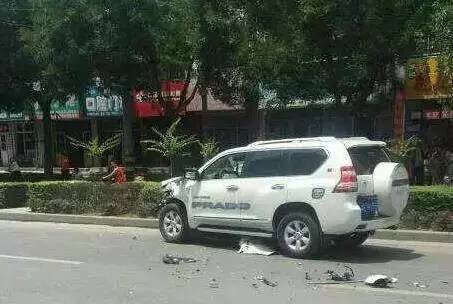 五菱vs比亚迪,公路坦克与比亚迪唐