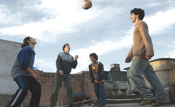 十大足球电影必看,有哪些值得推荐的足球纪录片