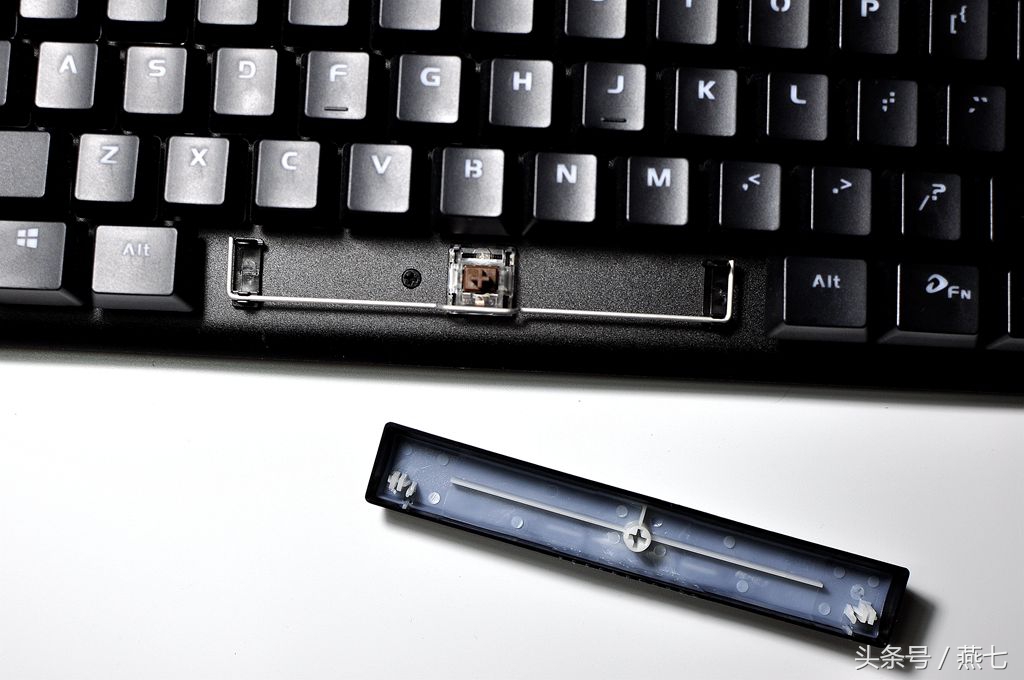 达尔优ek815键盘评测,达尔优ek815机械键盘测评