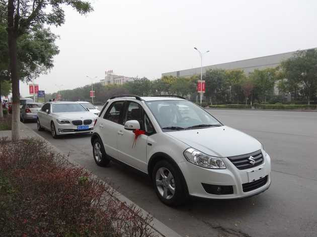 天语sx4和天语三厢高度是一样的吗,天语sx4两厢质量怎么样