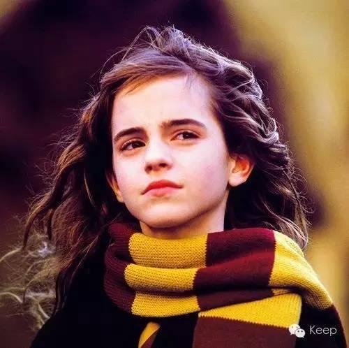 艾玛·沃特森10岁到30岁,9岁成名25岁拒绝当王妃