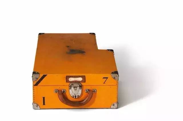 LV包装换的新颜色,会不会成为下一个“Tiffany蓝”