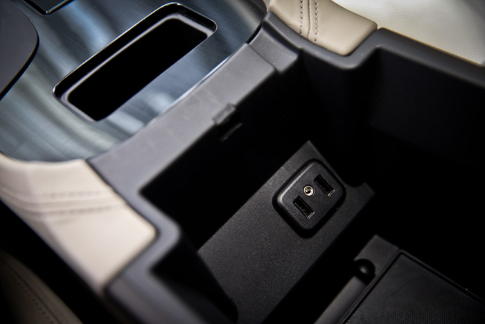 别克君越1.8l混动版评测,别克君越2024款混动版最新价格