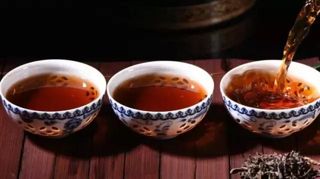 普洱茶轻微发霉了怎么去除,普洱茶发霉正确处理方法