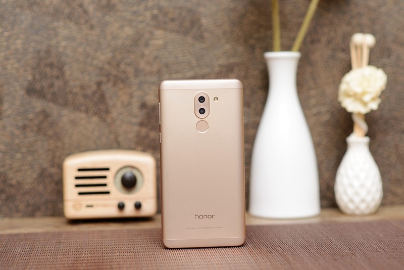 699元的荣耀畅玩8c,荣耀畅玩6+128新机多少钱