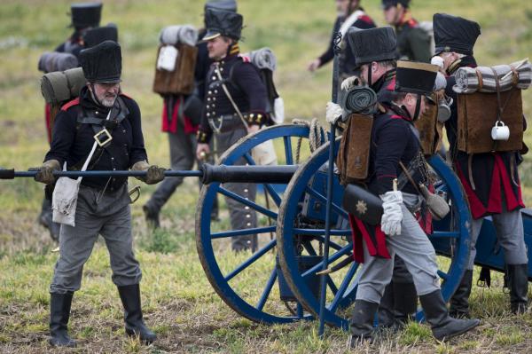 铁血宰相巧妙利用周边国家矛盾，阳某阴谋并施统一德意志北部联邦