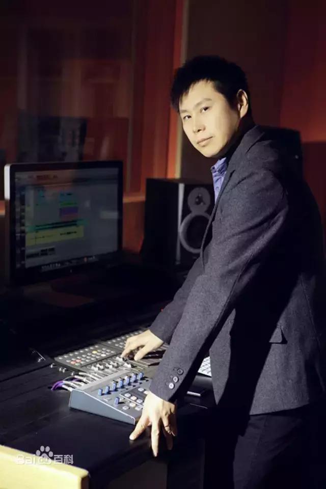 要纯粹还是要挣钱，电音的黄金时代缺个“崔健”