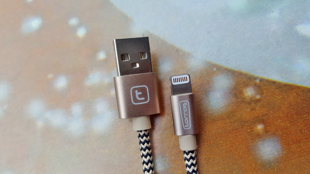 图拉斯的pd快充线有没有mfi认证,图拉斯苹果充电数据线转接头