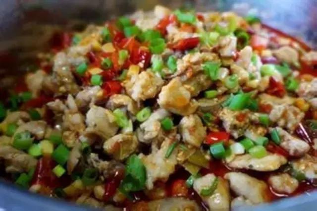 深秋不知何处去巴蜀映巷任你行