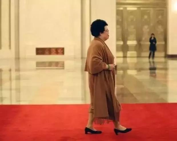 唐僧的夫人有多富,西游记里的唐僧真正的夫人