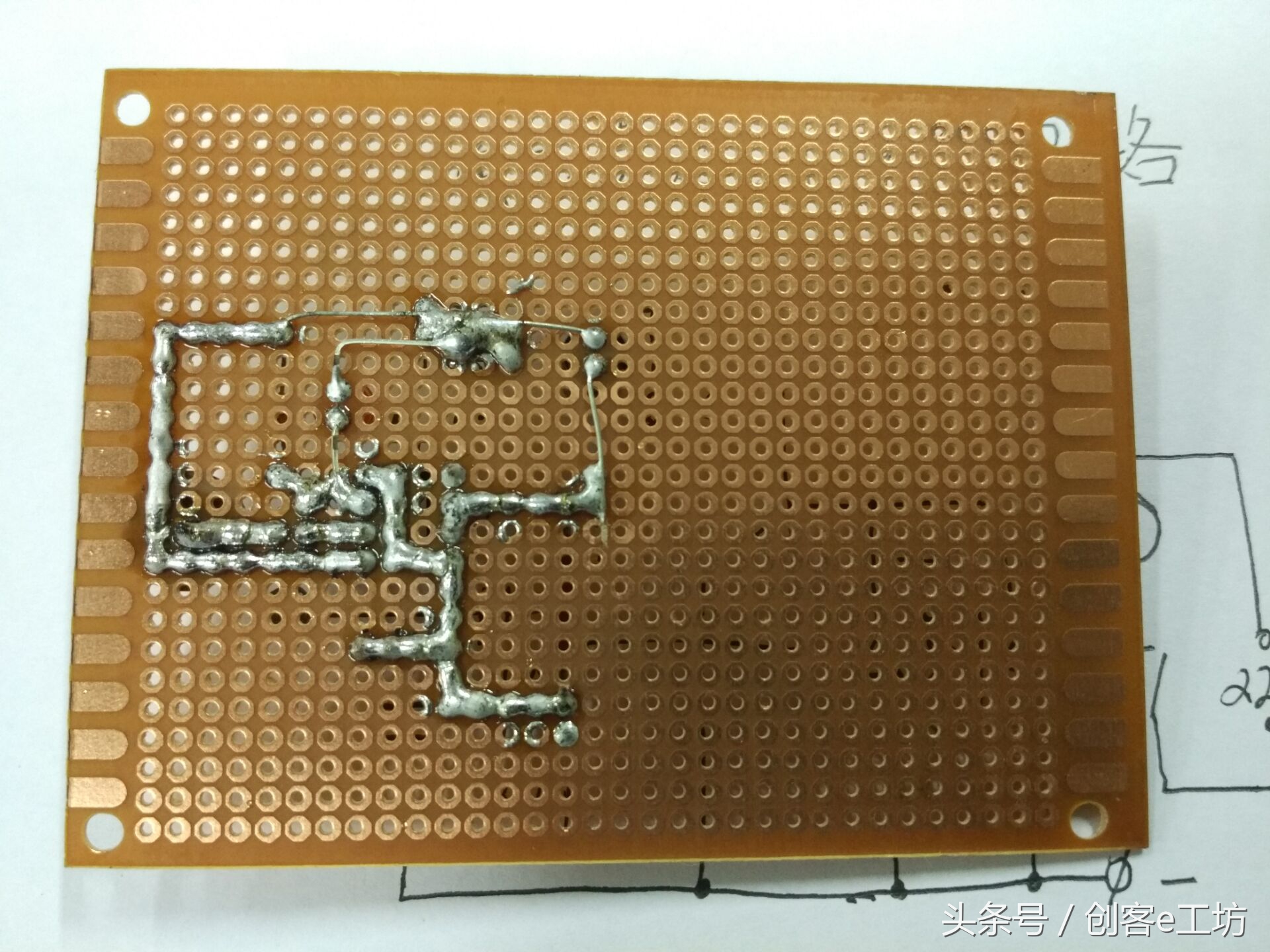 你还在用遥控器开门么,你还在用传统的机械锁