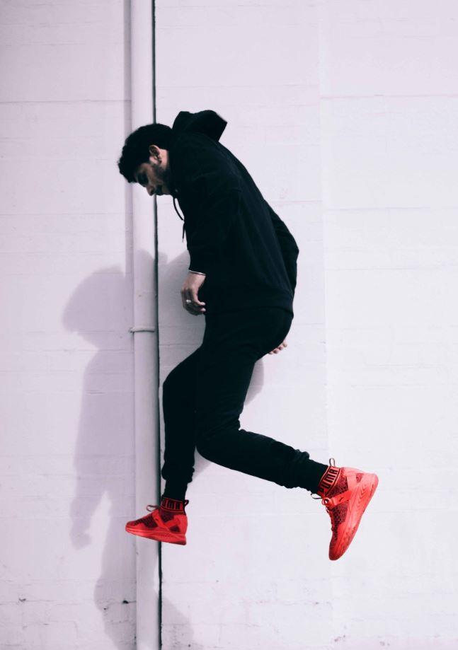 强势引领时尚与街头潮流圈，明年度你不能不拥有的彪马袜套式鞋款