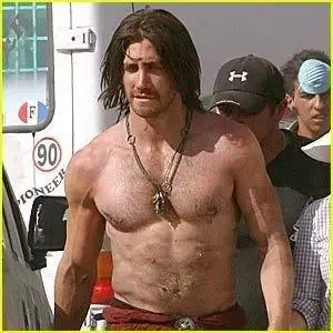 好莱坞童星出道，曾被誉为低估的天才，如今却越老越有味道