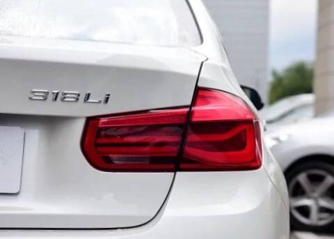 宝马318li买哪年值得入手,宝马3系318li值得入手吗