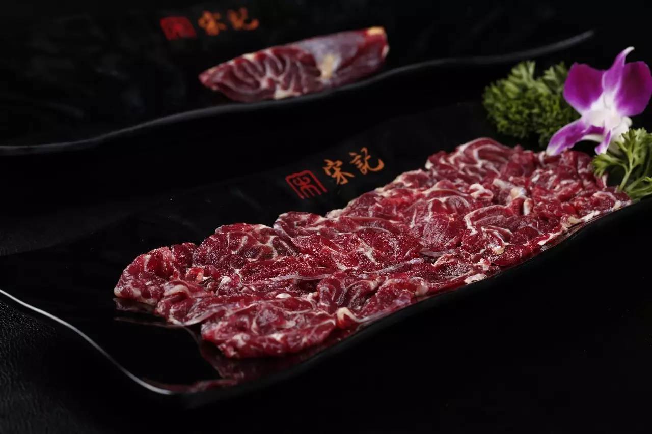 从今天起，全北京的火锅局我们都包了！