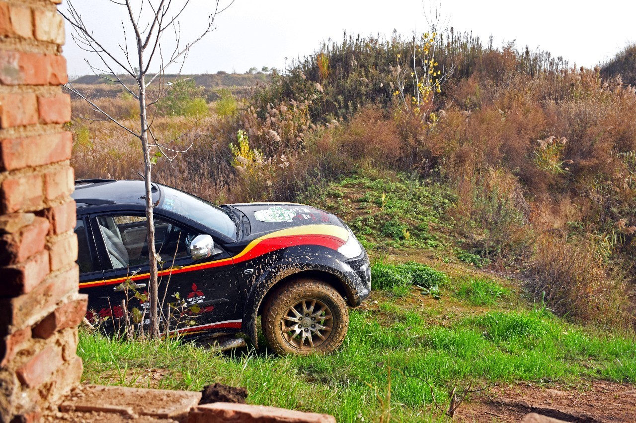 帕杰罗劲畅沉浸式体验,2022款帕杰罗劲畅试驾视频