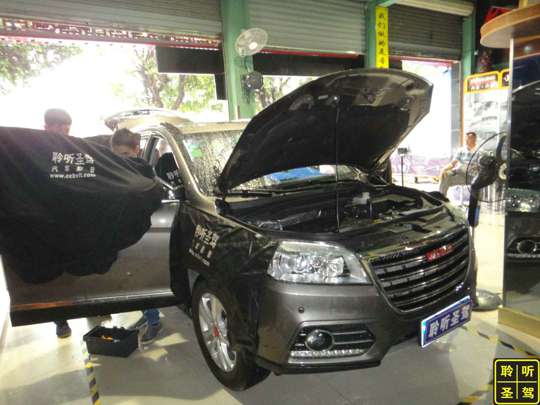 几百万豪车的原车喇叭又长什么样子呢？欢迎吐槽