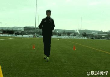 足球怎么训练科学,足球教学怎么练球感