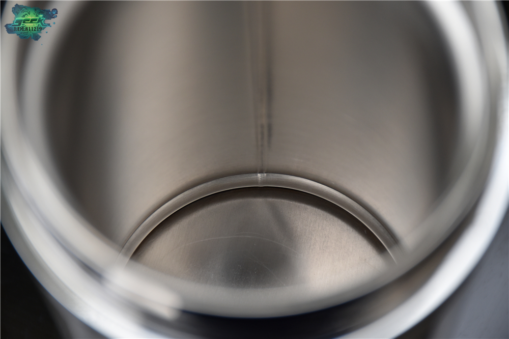 旅途中无处不在的温暖-QCY侣澄便携电热杯