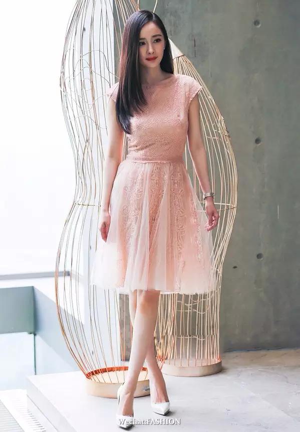 Angelababy高圆圆的超美粉色单品快用小本本记下来