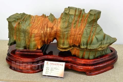 辽阳弓长岭水朝温泉,弓长岭水天一色温泉