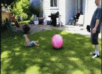 搞笑瑜伽球翻滚,瑜伽球搞笑