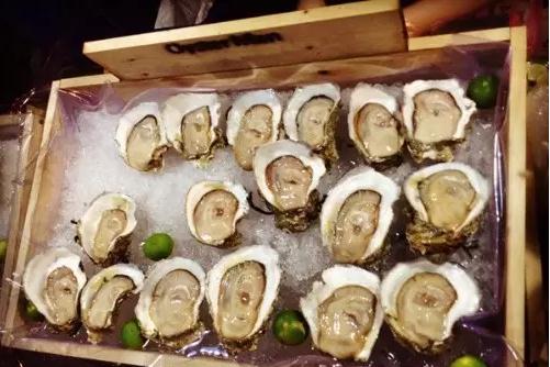 泰国十大必吃美食地,泰国最好吃的美食试吃