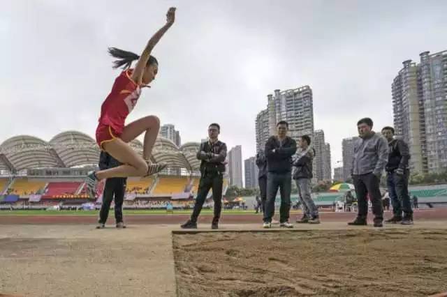 假装自己在国内演一场速度与激情,上演了现实版的速度与激情