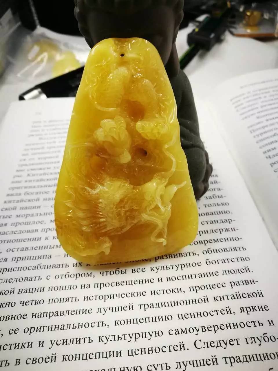 琥珀与蜜蜡有何不同,琥珀蜜蜡怎么分等级