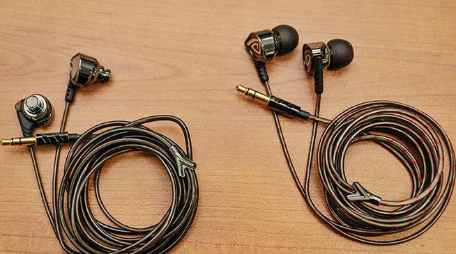 血色围城耳机是哪个厂,血色围城耳塞用哪个