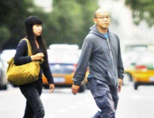 王菲有什么魅力让窦唯谢霆锋喜欢,窦唯和谢霆锋谁的音乐造诣高