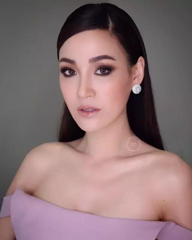 完美日记锦鲤盘晚宴妆教程,晚宴创意妆整体造型参加比赛