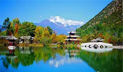 房车自驾游十大最美景点,房车自驾游十大好车