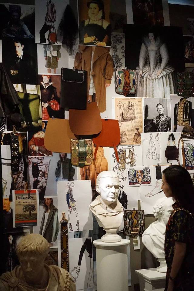 burberry风衣和围巾,burberry风衣配什么颜色围巾