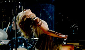 十首好听最火的带氛围感的英文歌,节奏感很强的5首英文歌