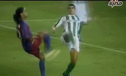 大罗小罗经典进球,大罗小罗梅西过人哪个厉害