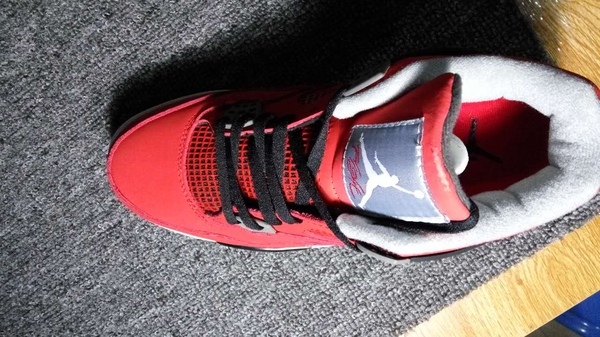 阿迪耐克即使南极生产，莆田高仿FAKE制鞋科技如影随形，关键在人