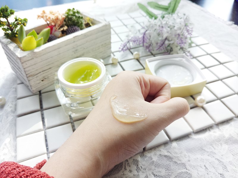 入门级干纹眼霜推荐,测评眼霜25岁最好用的