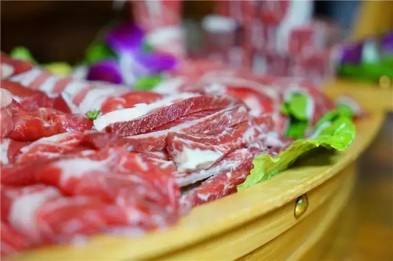 22蚊！足料进口牛肉云吞面超多料！还有重量级进口牛肉船上岸！