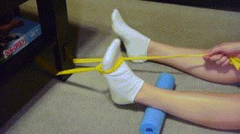 踢球脚踝松怎么练,踢球脚踝容易受伤如何锻炼