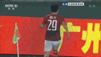 足球史上最争议进球,足坛十大进球庆祝动作