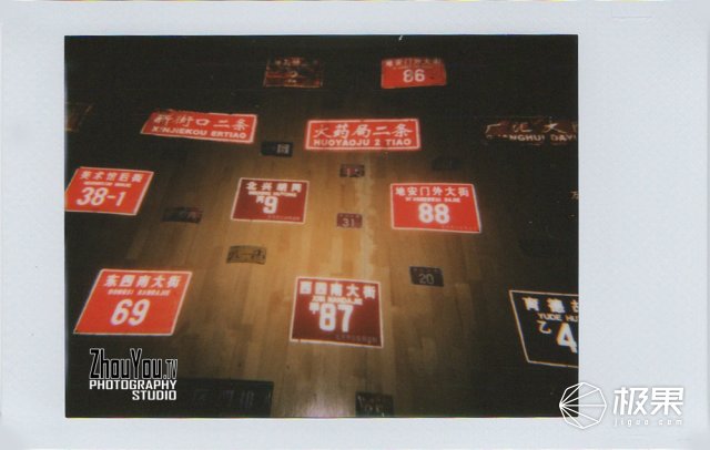 复古拍立得照片玩法,一键剪同款拍立得创意无极限