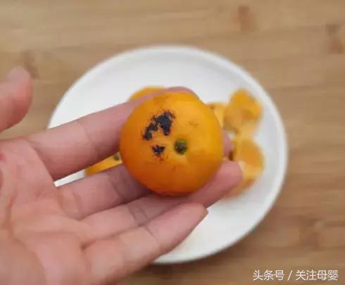 治风寒咳嗽最有效的方法蒸橘子,烤橘子治咳嗽选哪种橘子